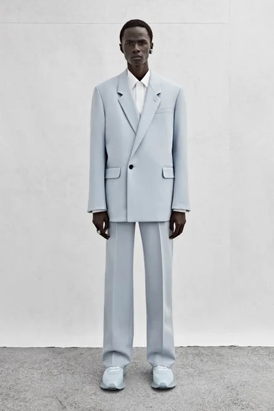 Look 10